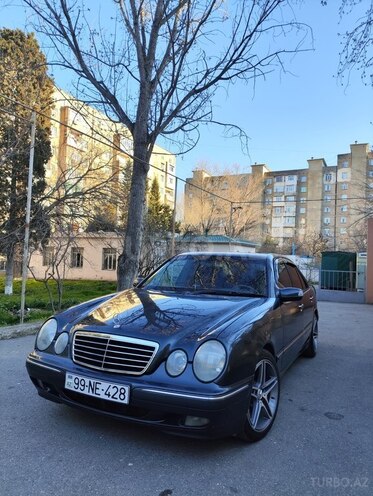 Mercedes E 280 1999, 257,000 km - 2.8 l - Bakı