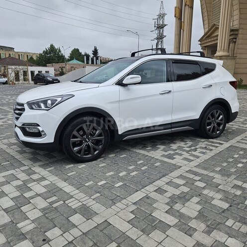 Hyundai Santa Fe-3