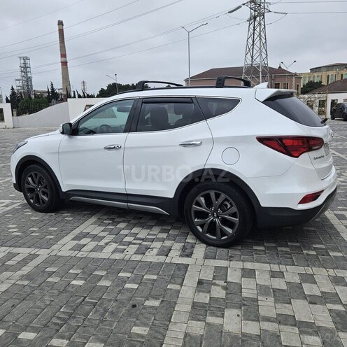Hyundai Santa Fe-4