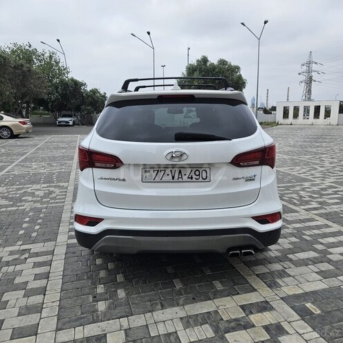 Hyundai Santa Fe-6
