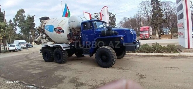 Ural 4320-3