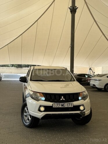 Mitsubishi L200-3