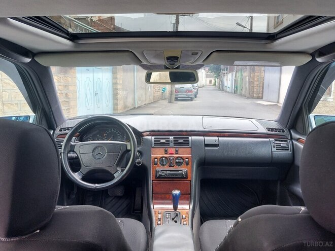 Mercedes E 200 1997, 313,500 km - 2.0 l - Gəncə