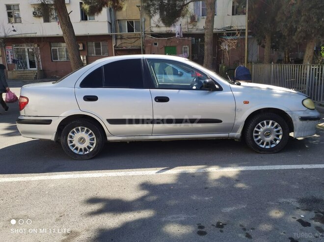 Nissan Sunny 2002, 331,033 km - 1.6 l - Bakı