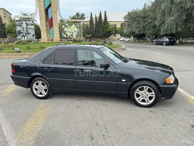 Mercedes C 200 1999, 305,000 km - 2.0 l - Sumqayıt