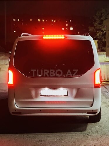 Mercedes Vito 2018, 325,000 km - 2.2 l - Bakı