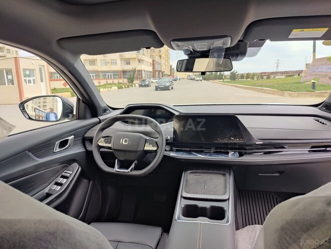 Changan Qiyuan Q05-8