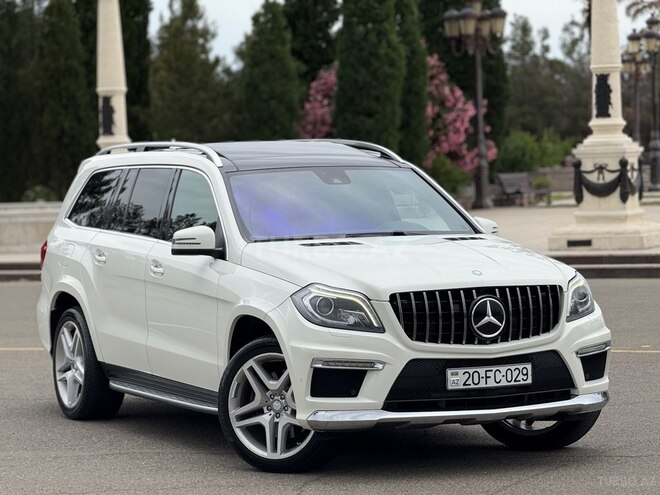 Mercedes GL 500 2014, 230,000 km - 4.7 l - Gəncə
