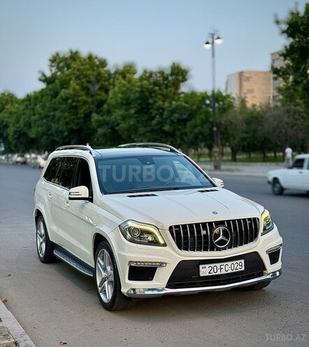 Mercedes GL 500 2014, 230,000 km - 4.7 l - Gəncə