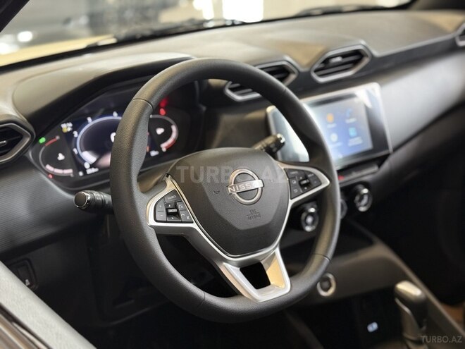 Nissan Magnite-9