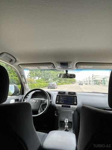 Toyota Land Cruiser Prado 2021, 32,000 km - 2.8 l - Bakı