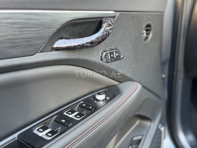 Geely Tugella S-14