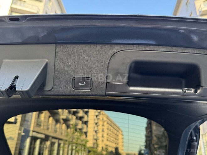 Geely Tugella S-21