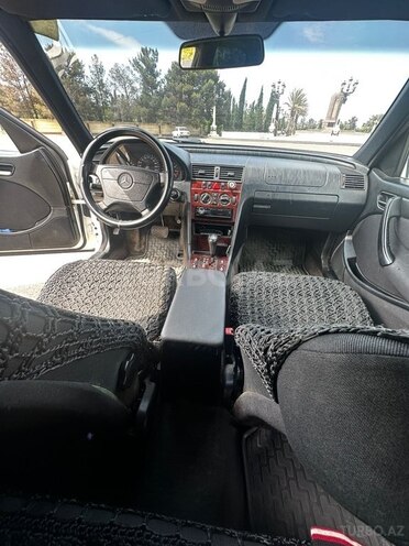 Mercedes C 200 1999, 297,000 km - 2.0 l - Gəncə