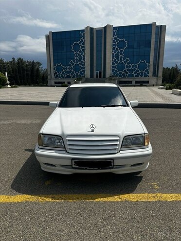 Mercedes C 200 1999, 297,000 km - 2.0 l - Gəncə