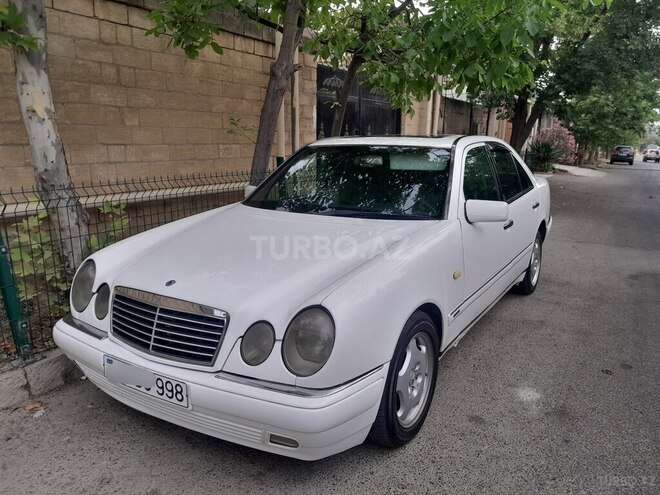 Mercedes E 220 d 1995, 22,222 km - 2.2 l - Bakı