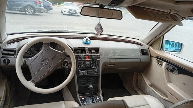 Mercedes C 280 1995, 245,000 km - 2.8 l - Qəbələ