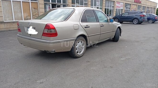 Mercedes C 280 1995, 245,000 km - 2.8 l - Qəbələ