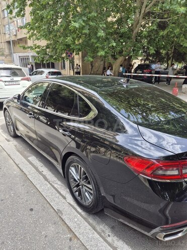 Hyundai Grandeur-9