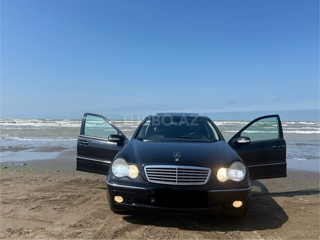 Mercedes C 220 d 2002, 589,400 km - 2.2 l - Bakı