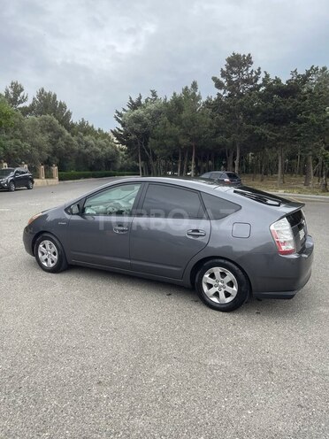 Toyota Prius-9