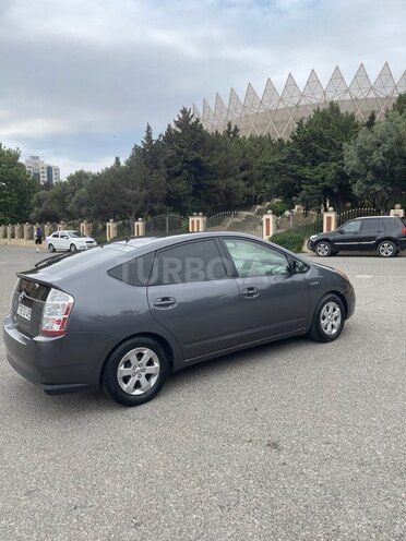 Toyota Prius-14