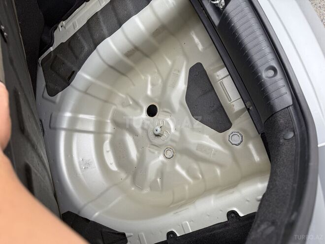 Hyundai Accent 2017, 147,394 km - 1.4 l - Bakı
