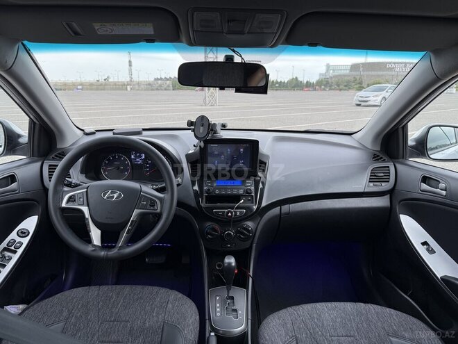 Hyundai Accent 2017, 147,394 km - 1.4 l - Bakı