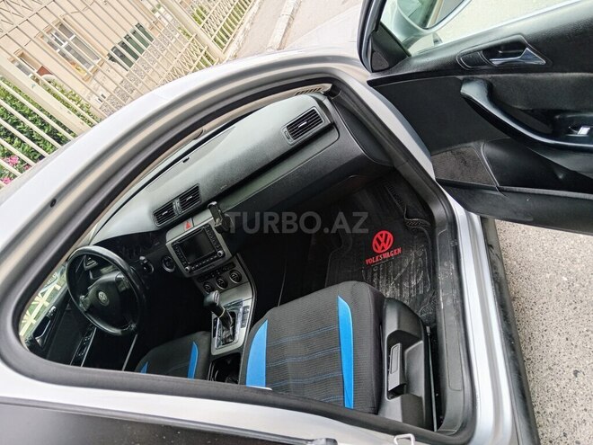 Volkswagen Passat 2005, 298,521 km - 2.0 l - Bakı