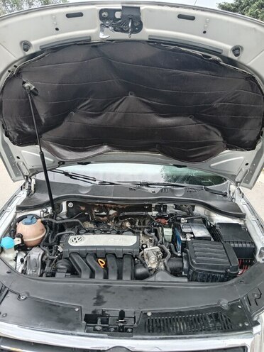 Volkswagen Passat 2005, 298,521 km - 2.0 l - Bakı
