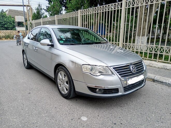 Volkswagen Passat 2005, 298,521 km - 2.0 l - Bakı