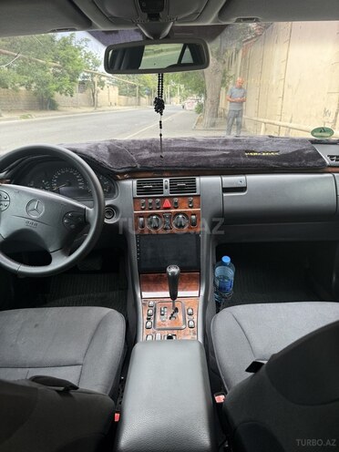 Mercedes E 220 d 2000, 380,000 km - 2.2 l - Bakı