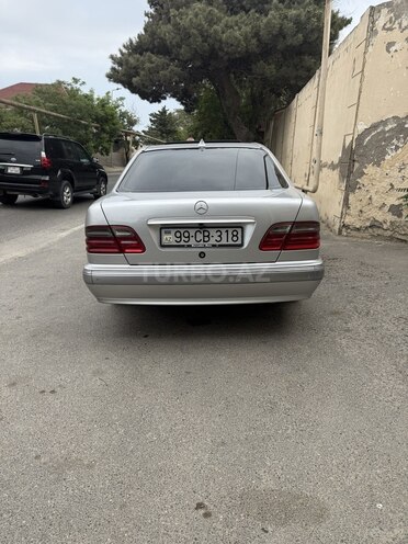 Mercedes E 220 d 2000, 380,000 km - 2.2 l - Bakı