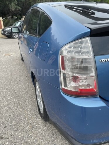 Toyota Prius-10