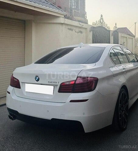 BMW 528-17