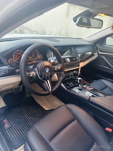 BMW 528-9