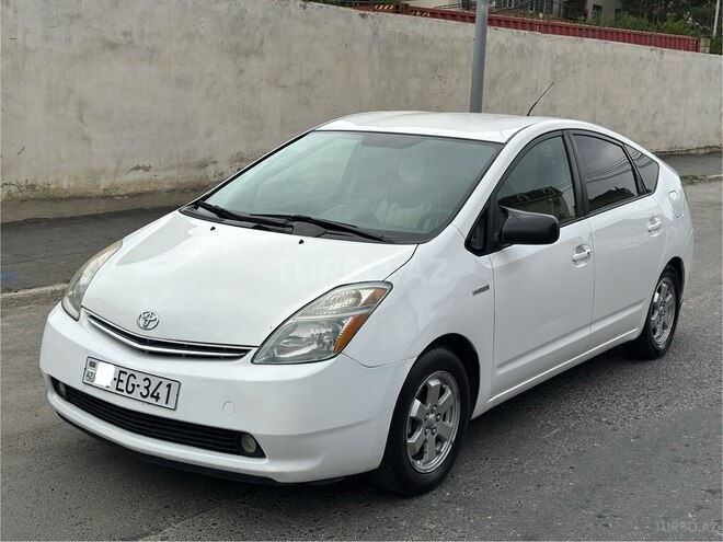Toyota Prius-5
