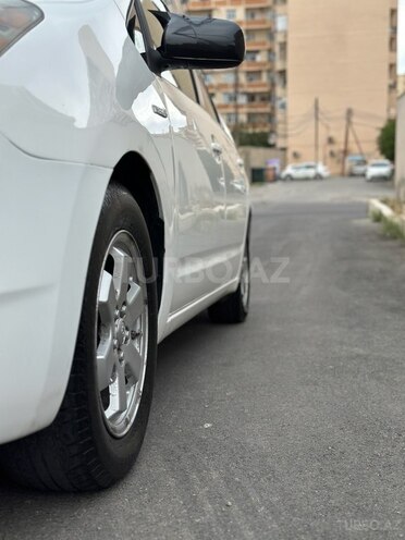 Toyota Prius-16