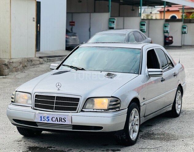 Mercedes C 180-3