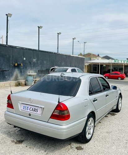 Mercedes C 180-4