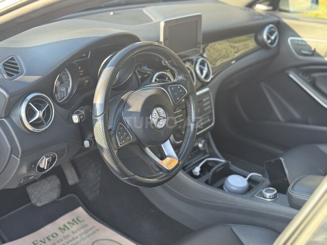 Mercedes CLA 250 4MATIC 2015, 95,000 km - 2.0 l - Bakı