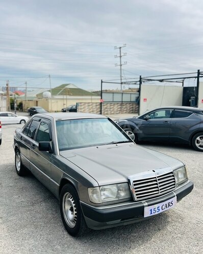 Mercedes 190-3