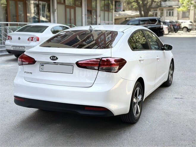 Kia Forte 2018, 130,000 km - 2.0 l - Bakı