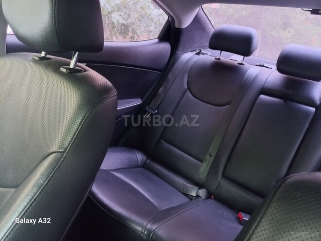 Hyundai Avante 2015, 118,000 km - 1.6 l - Bakı