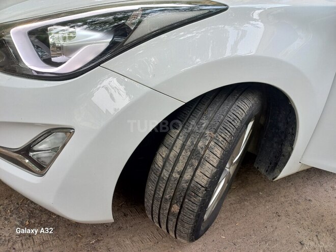 Hyundai Avante 2015, 118,000 km - 1.6 l - Bakı