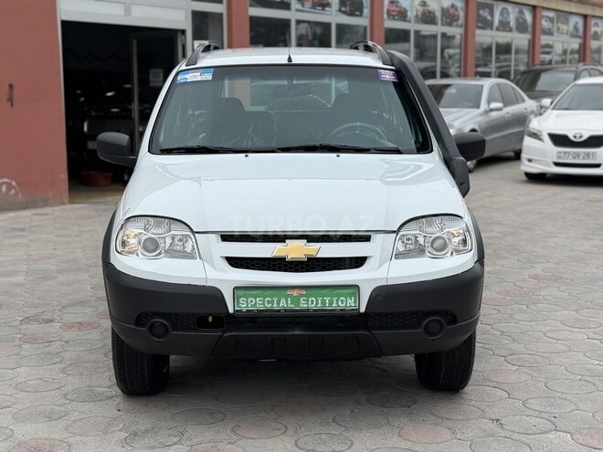 Chevrolet Niva 2014, 29,580 km - 1.7 л - Sumqayıt