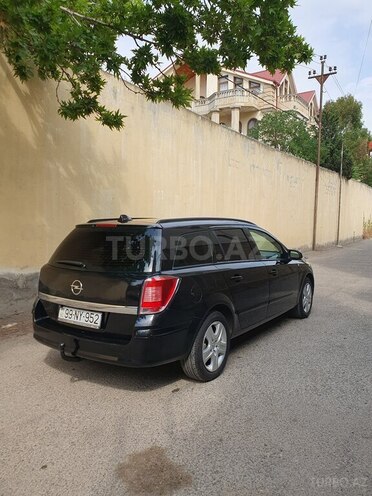 Opel Astra 2004, 200,000 km - 1.4 л - Bakı