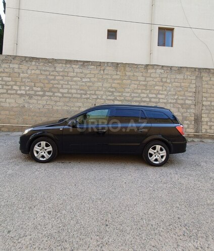 Opel Astra 2004, 200,000 km - 1.4 л - Bakı