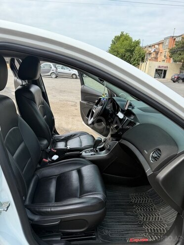 Chevrolet Cruze-4