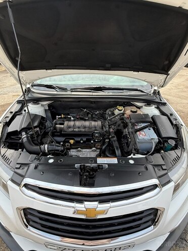 Chevrolet Cruze-14